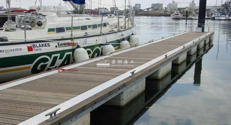 纤维混凝土FC浮箱+镀锌钢结构游艇码头