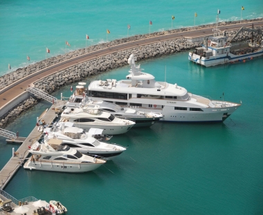 游艇港防波堤知识